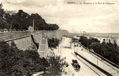Brest.Les rampes et le port de Commerce
