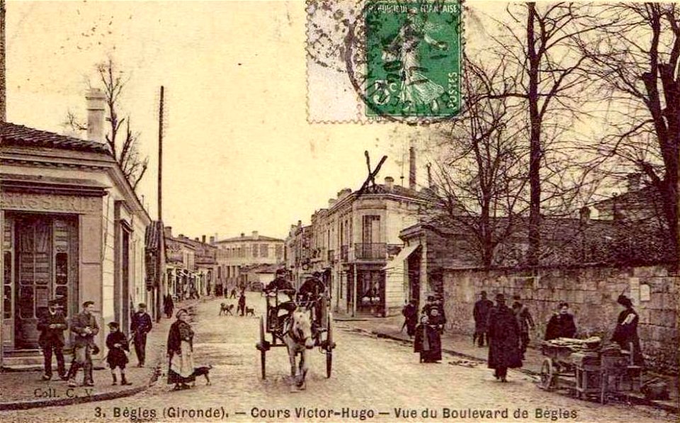 Bègles.Cours Victor-Hugo.Vue du boulevard de Bègles