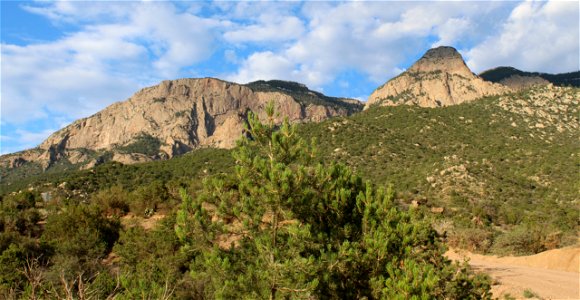 Sandia Ranger District - Piedra Lisa Trail Head