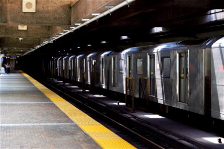 TTC Line1 TR At Eglinton West.