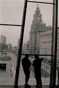 Kids at Liverpool Museum photo