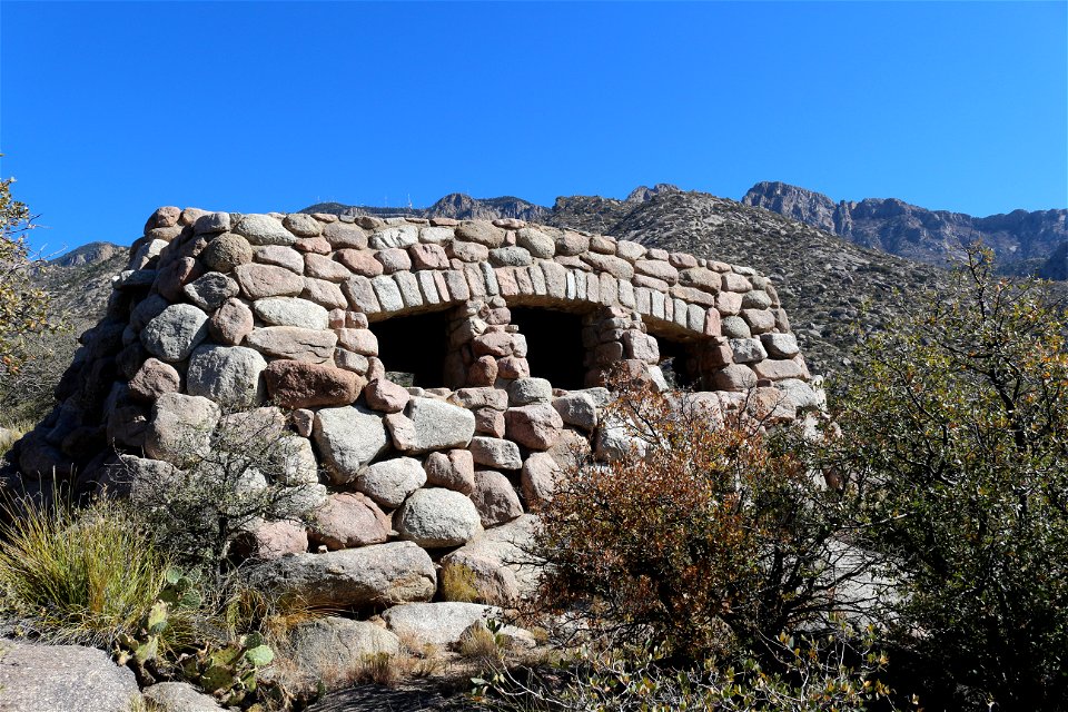 La Cueva Picnic Area