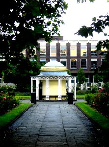 Abercromby Square - University of Liverpool photo