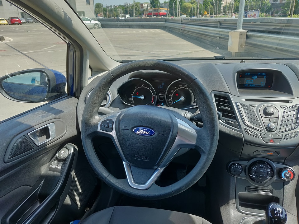 steering wheel ford