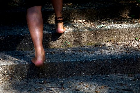 Timi's Always Barefoot