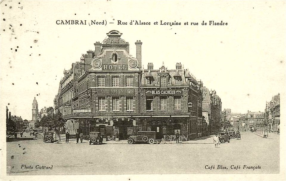 Cambrai.Rue d'Alsace-et-Lorraine, et rue de Flandre
