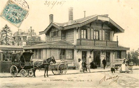 Fontenay-sous-Bois.La gare avec une calèche, vers 1905