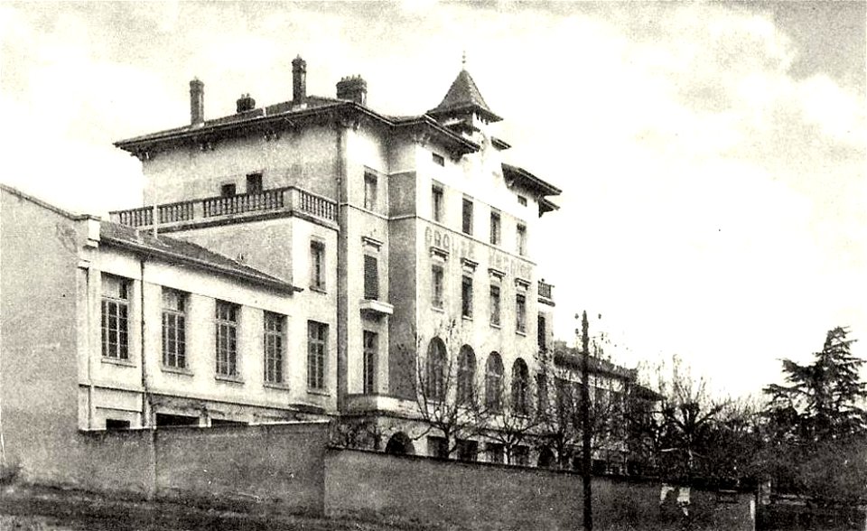 Caluire-et-Cuire.Groupe scolaire Vassieux