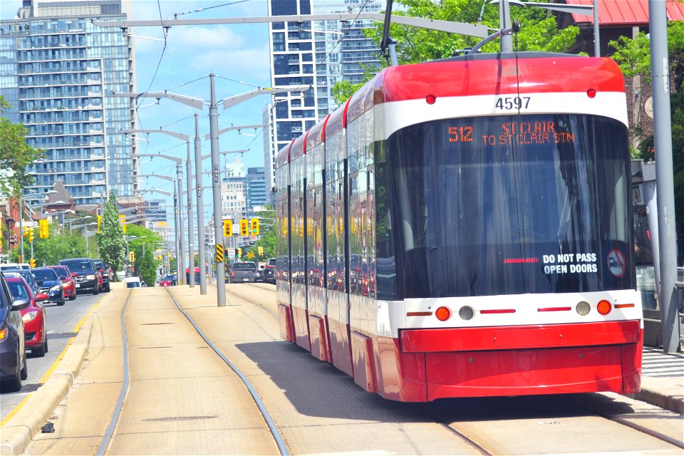 TTC 512 Streetcar 4597.