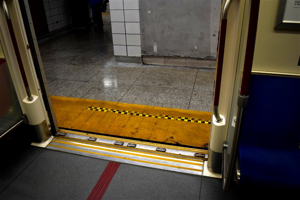 TTC Line1 TR in Bay Lower. photo