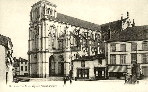 Cholet.Église Saint-Pierre de Cholet
