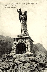 Gavarnie.Vierge des Neiges
