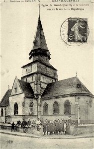 Le Grand-Quevilly.Église Saint-Pierre du Grand-Quevilly.Calvaire.Vue de la rue de la République