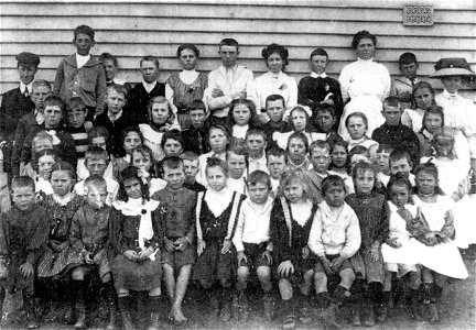 Students and teachers, primary school photo, [n.d.]