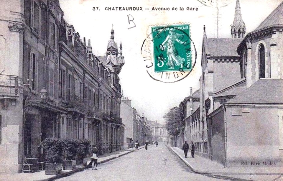 Châteauroux.Avenue de la Gare