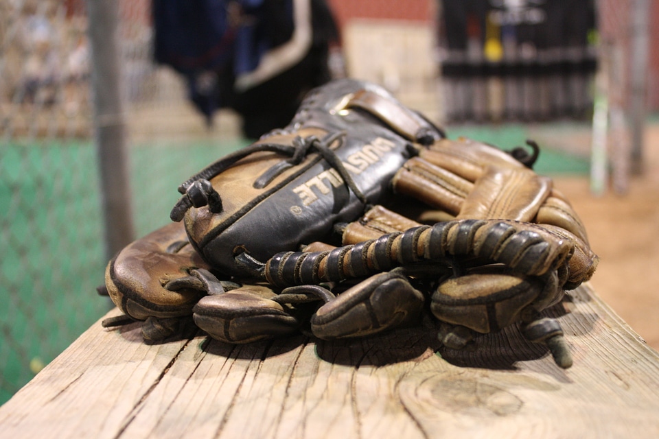 Catch leather sport