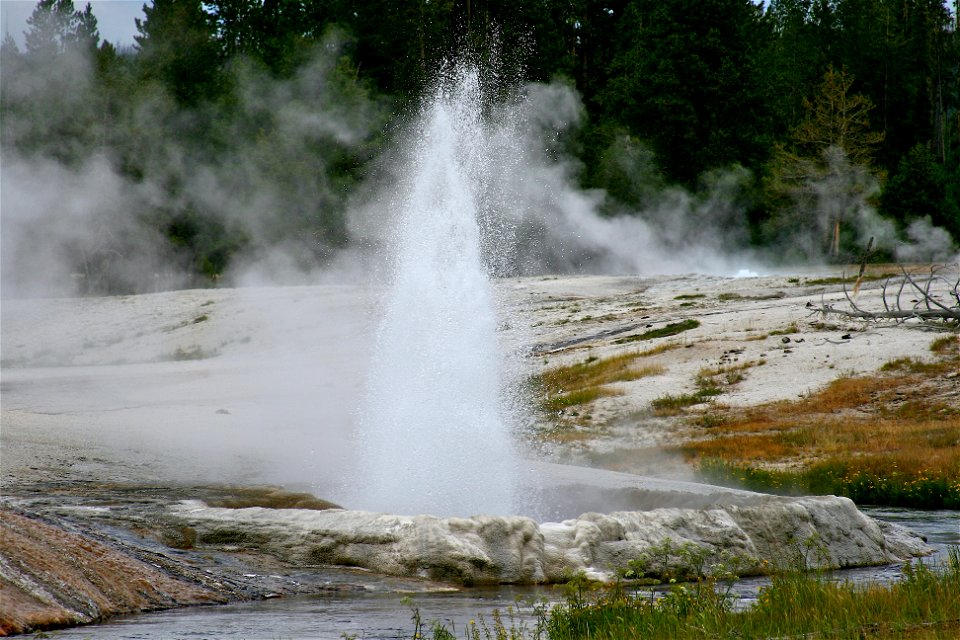 Geyser photo