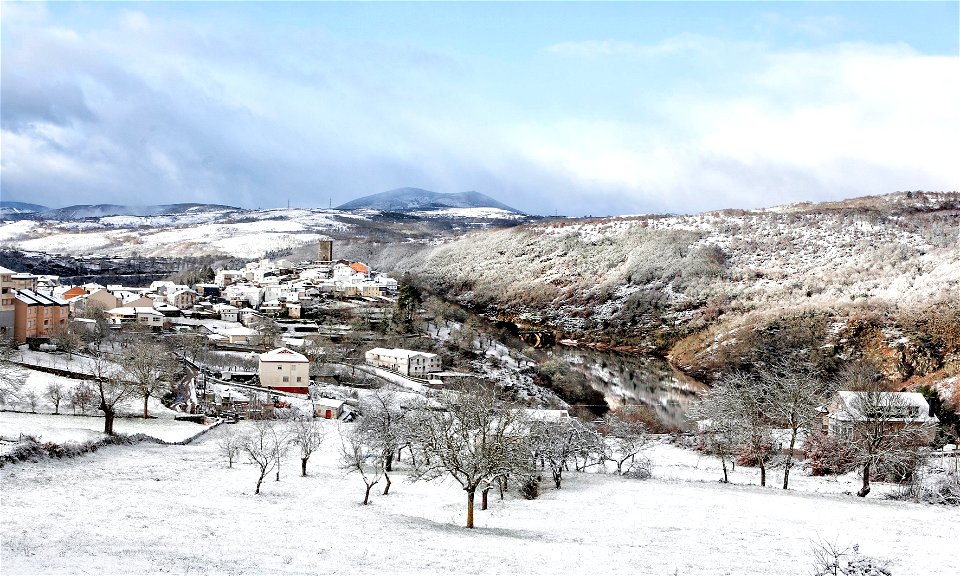 pueblo-viana do bolo