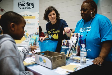 andrew_huth_readby4th_bookfair2019_075