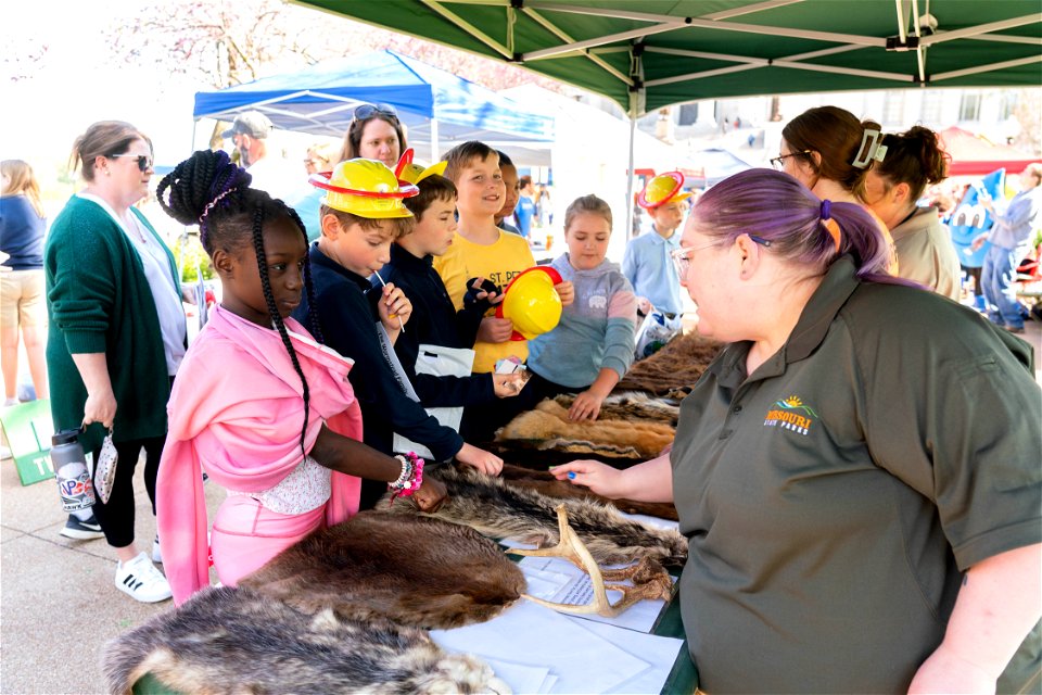 EarthDay_bn2023-8
