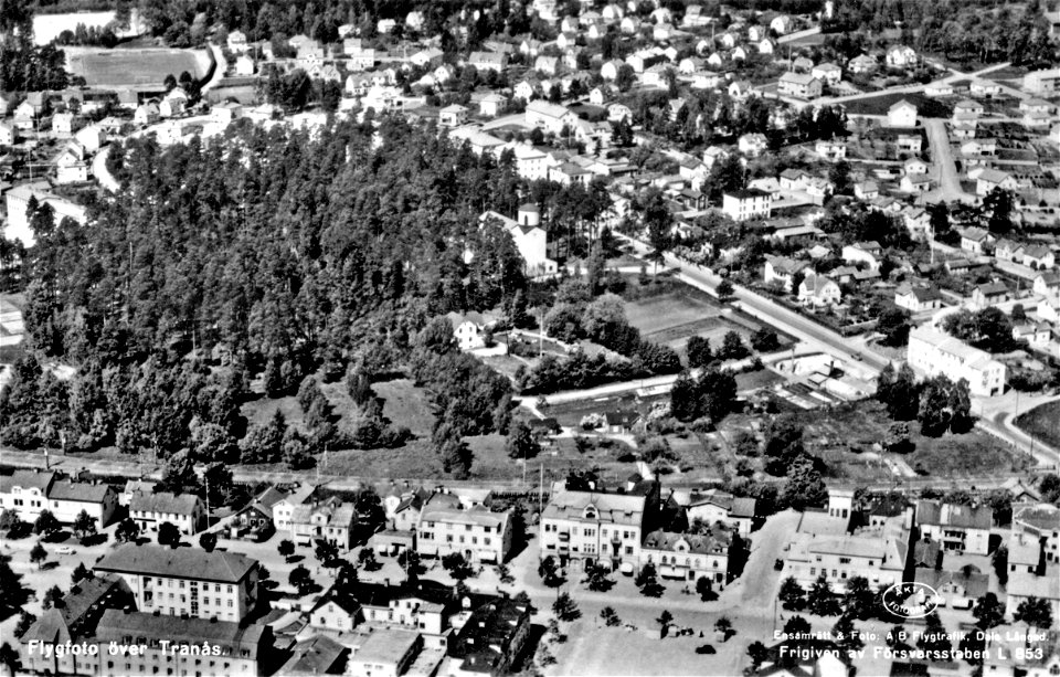 070 Flygbild över Tranås (Torget, kyrkan, Ängaryd)