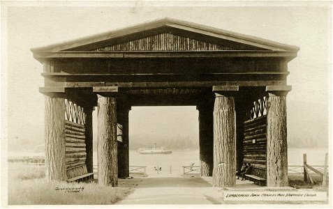 Lumberman's Arch, Vancouver BC photo