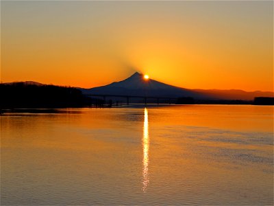 Sunrise at Columbia River in WA