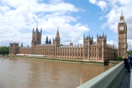 Houses of Parliament & Big Ben - London photo