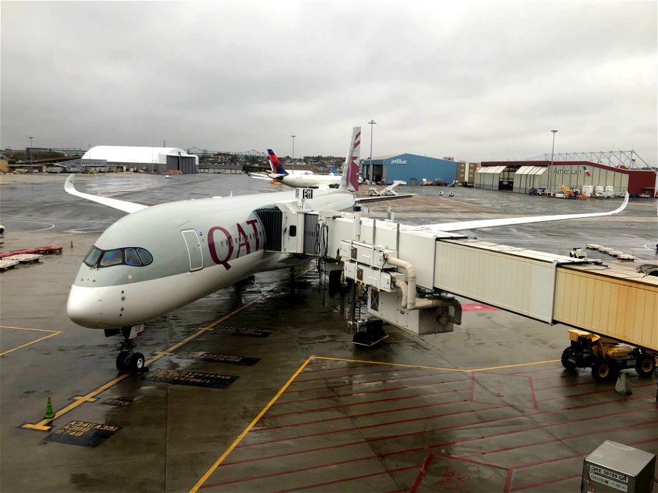 Qatar A350-900 at BOS