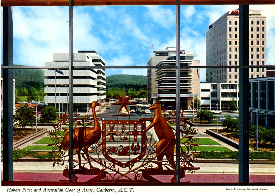 Hobart Place, Canberra, Australia photo