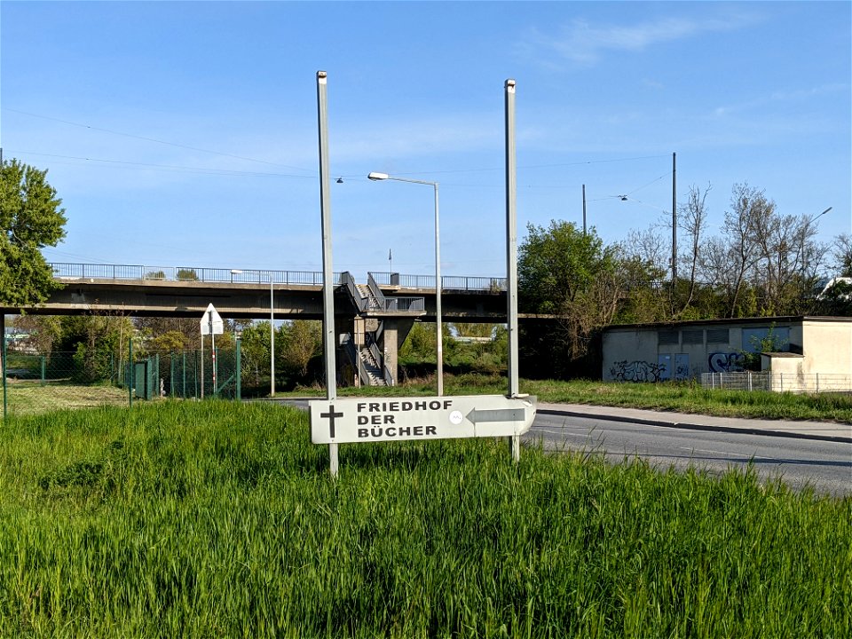 FRIEDHOF DER BÜCHER