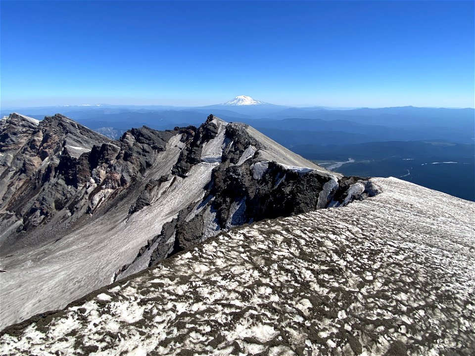 Summit at Mt. St. Helens in WA