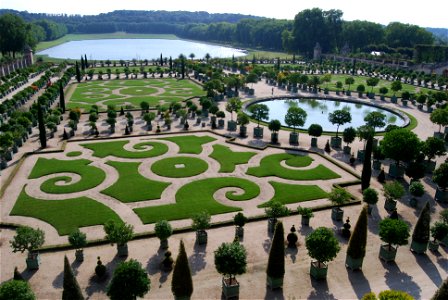 Versailles amazing gardens photo