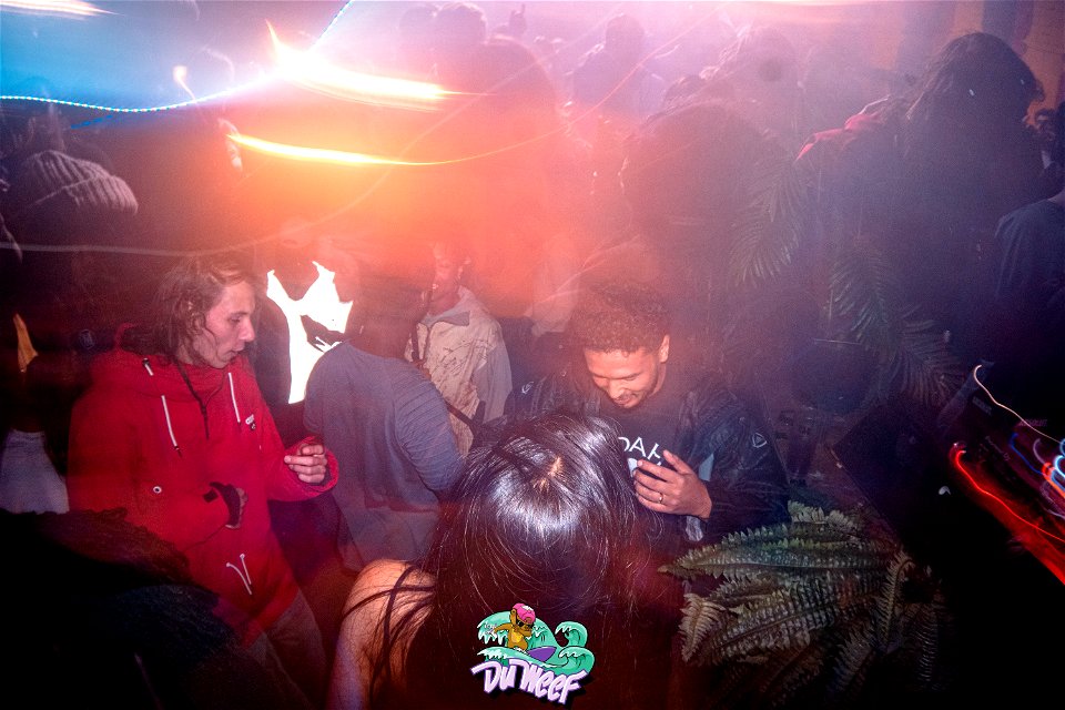 Du Weef: 16/09 Wavy Pics