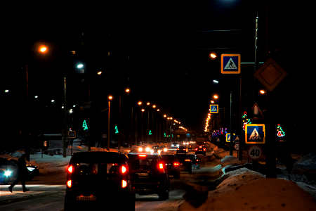 Зимняя улица / A street in winter
