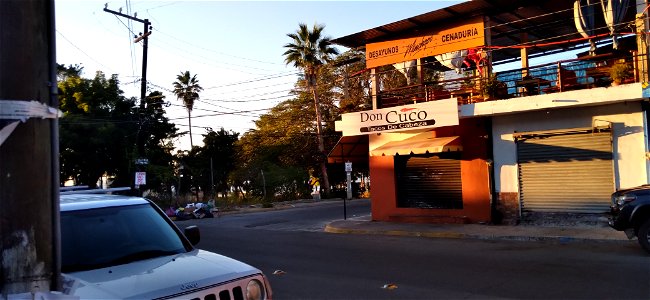 Avenida Ignacio Zaragoza, Mazatlán, 26 de diciembr