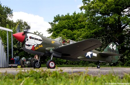 EGSX - Curtiss P-40 Kittyhawk - Hangar 11 - Lulu Belle - 43-5802
