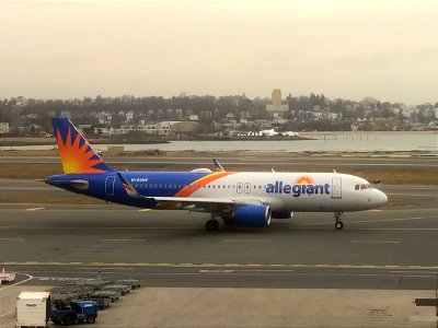Allegiant Air A320-200 at BOS