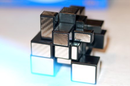 RUBIK MIRROR 3X3-(Unedited photo)