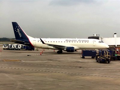 American Eagle E175 at IAH