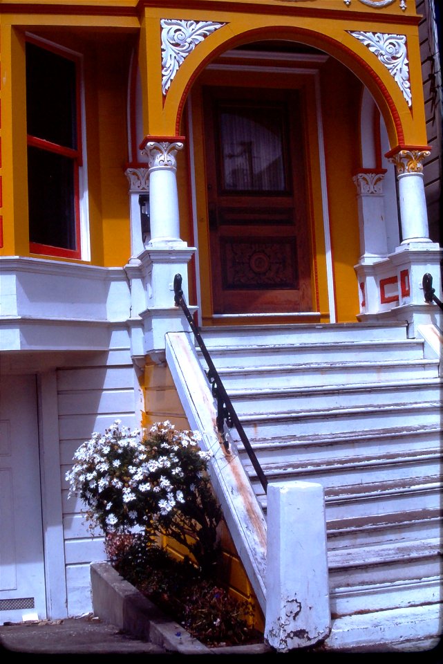 1976-05-CALI-SF-HaightAshbury-04
