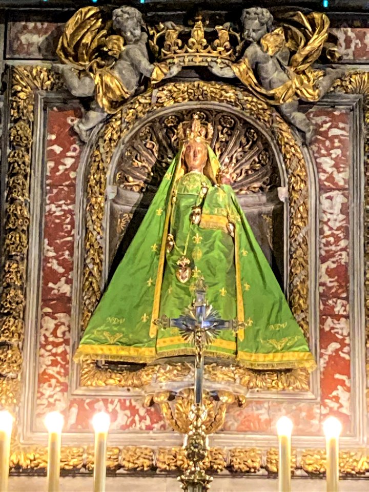 Our Lady of Verdelais Statue Detail: Basilica of Our Lady of Verdelais, Verdelais