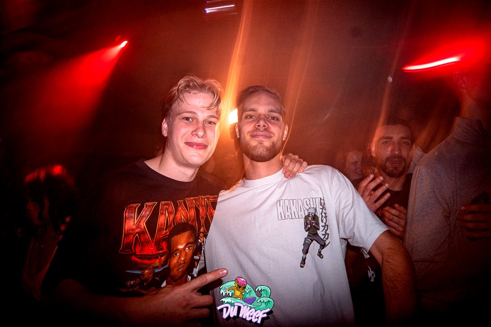 Du Weef: 16/09 Wavy Pics