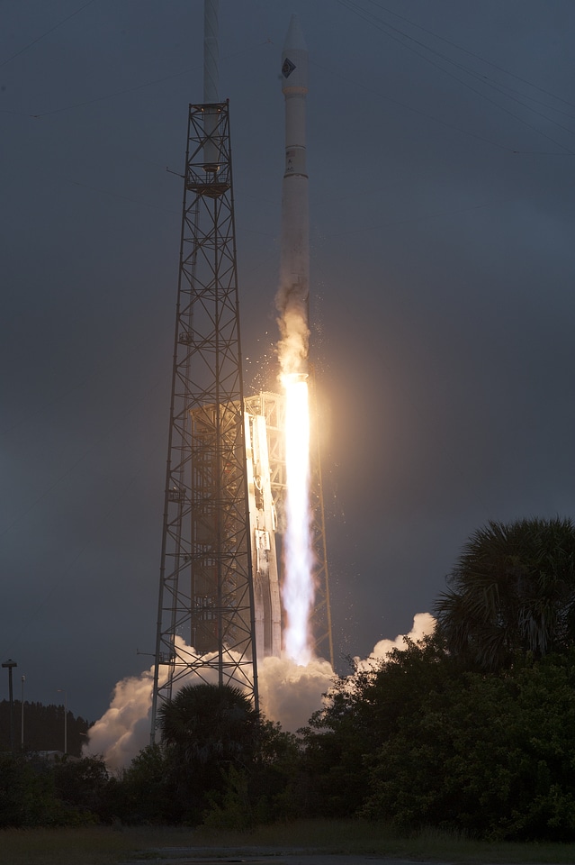Orbital ATK's Cygnus cargo spacecraft launches