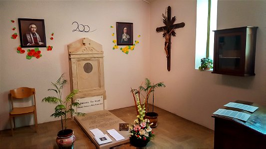 Adele's Tomb: Church of Ste. Foy, Agen