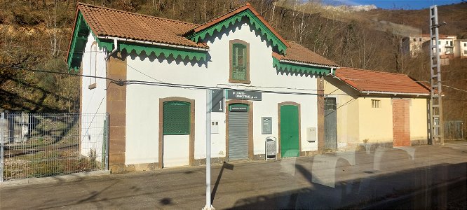Estación de Linares-Congostinas