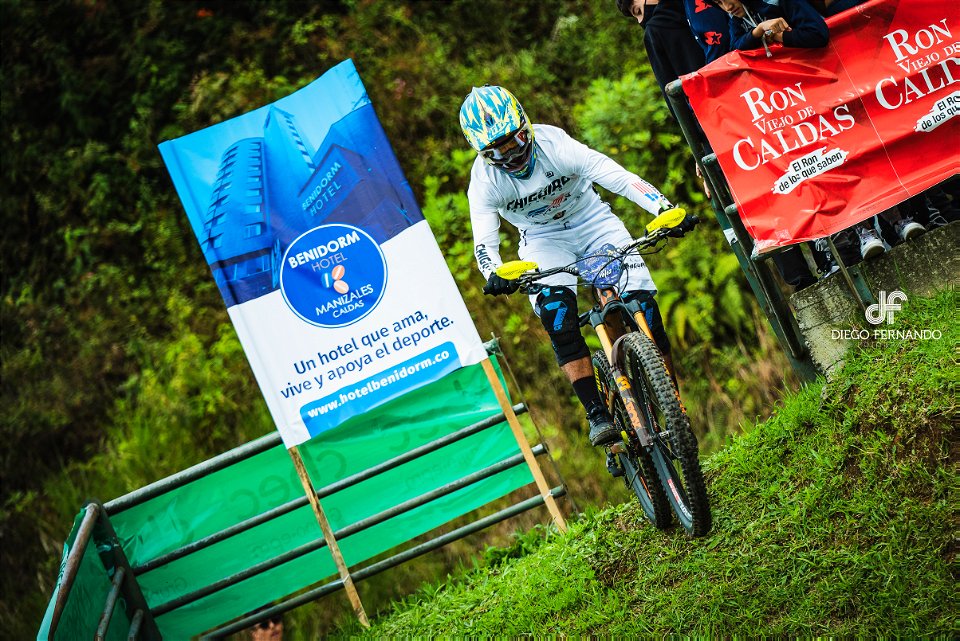 Downhill Urbano 2022