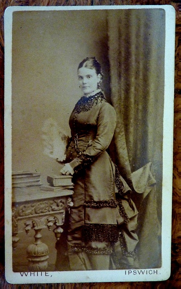 EJ_X09 Unidentified young woman by John White photo