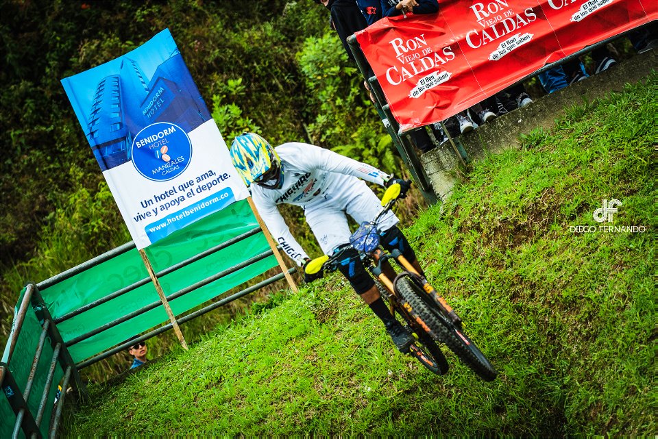 Downhill Urbano 2022