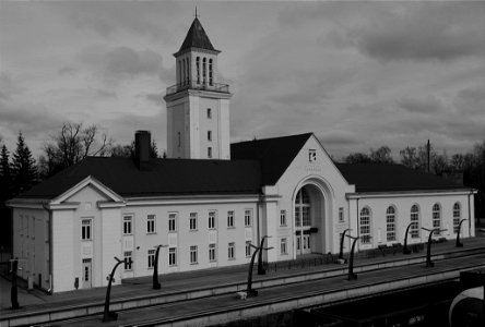 Valga raudteejaam photo